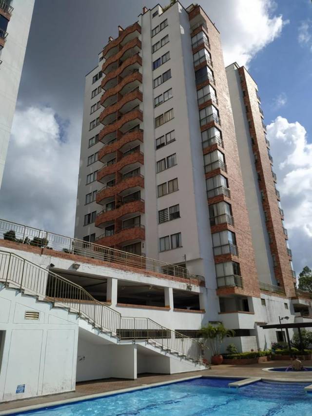 Apartamento en Bosque de Pinos, Bucaramanga