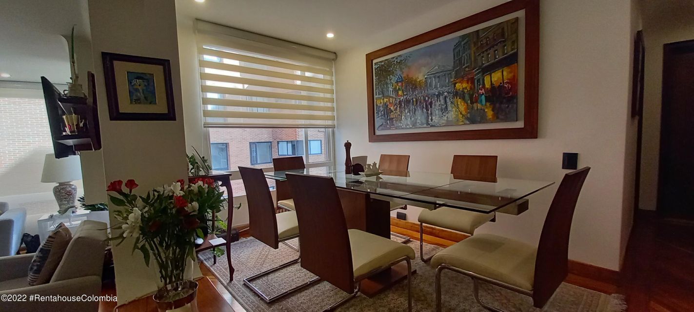 Apartamento en  La Cabrera(Bogota) RAH CO: 22-1770