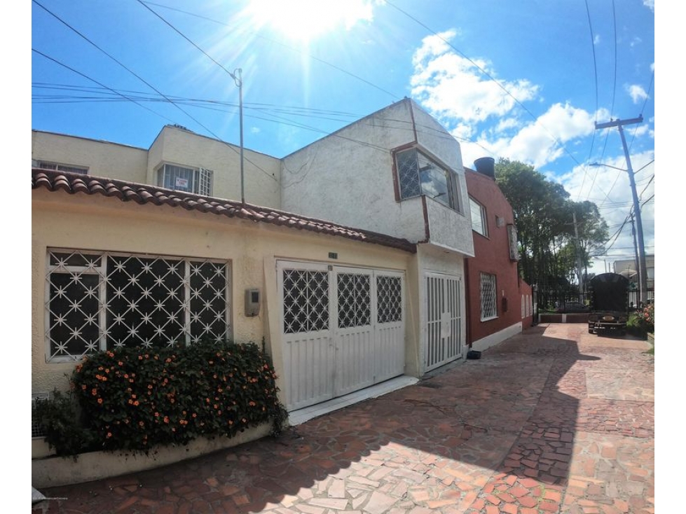 Vendo Casa en  Las Dos Avenidas(Bogota) C.C 22-1022
