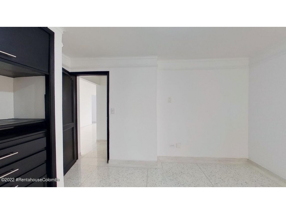 Apartamento en  Altos de Riomar RAH CO: 22-3290