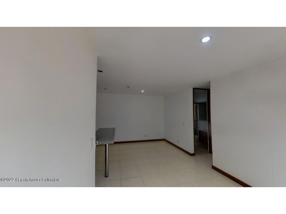 Apartamento en  Suramerica(Itagui) RAH CO: 22-3298