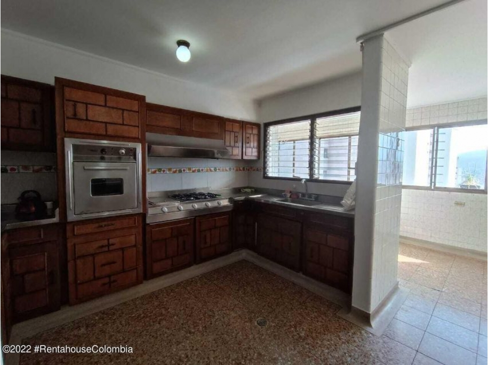 Apartamento en  Medellin RAH CO: 23-1518