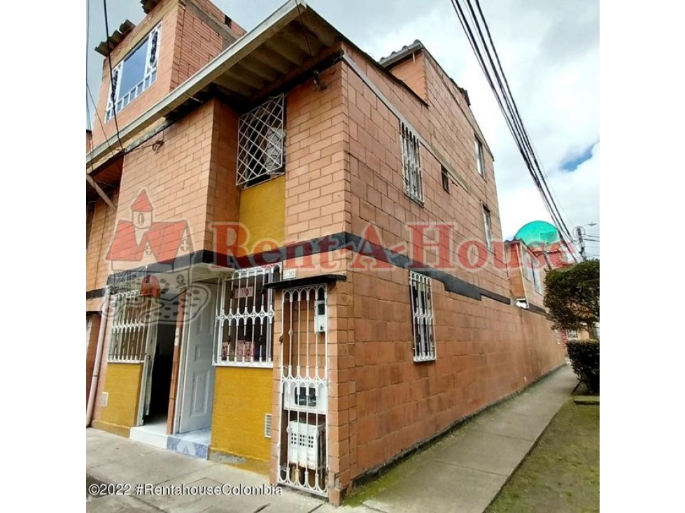 Casa en  San Bernardino 17(Bogota) RAH CO: 23-204