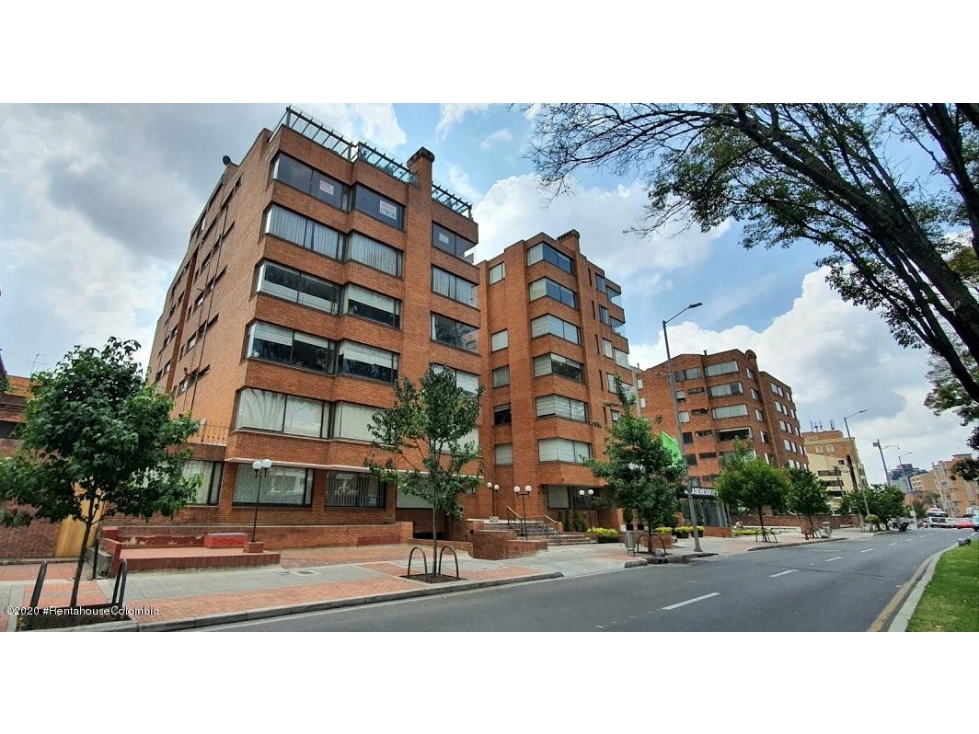 Apartamento en  Chico(Bogota) RAH CO: 23-607