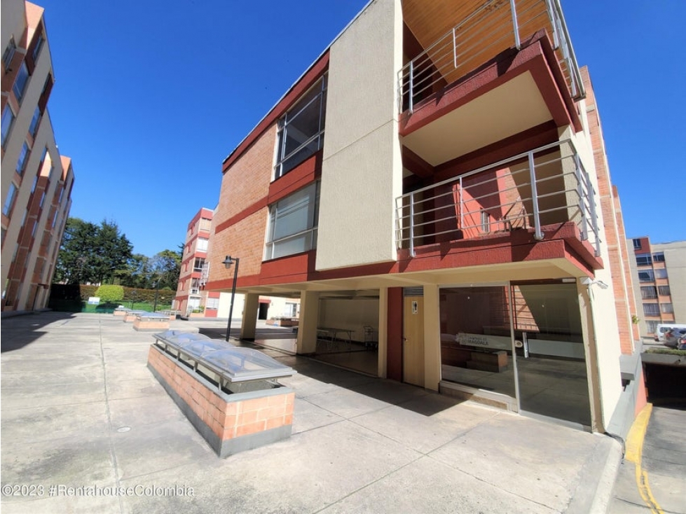 Apartamento en  La Liberia(Bogota) RAH CO: 23-2255