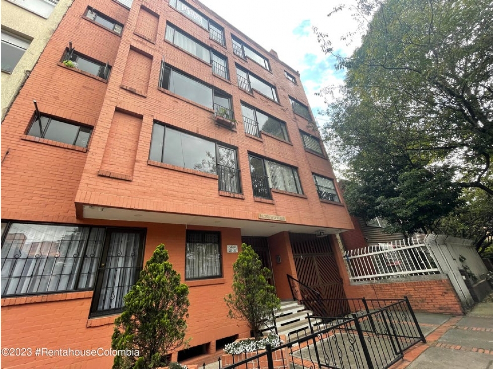 Apartamento en  La Soledad(Bogota) RAH CO: 24-151