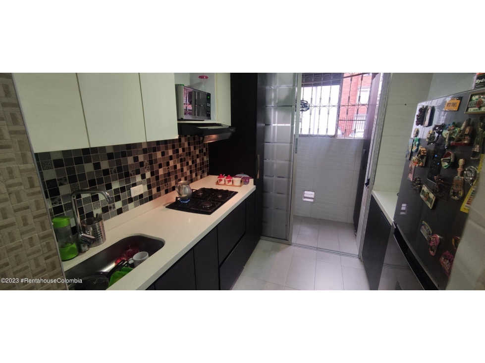 Apartamento en  Mazuren(Bogota) RAH CO: 24-680