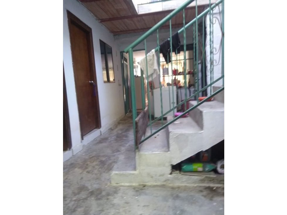 Casa de dos pisos en venta en Tolú