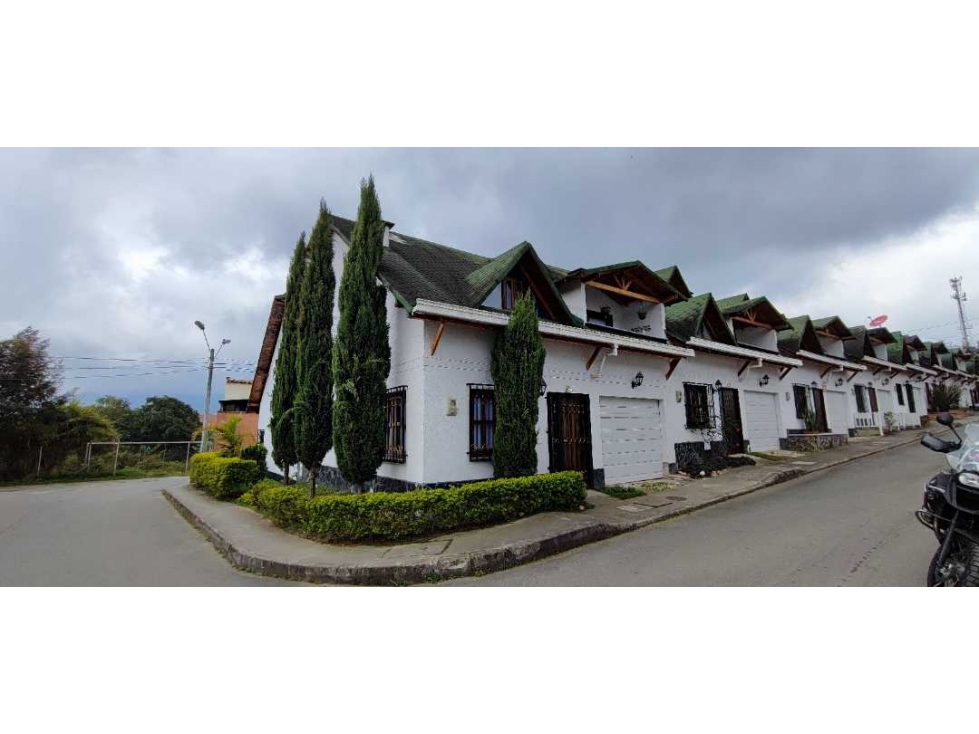 Se vende casa  en villa Suiza el Carmen de Viboral Antioquia RZ